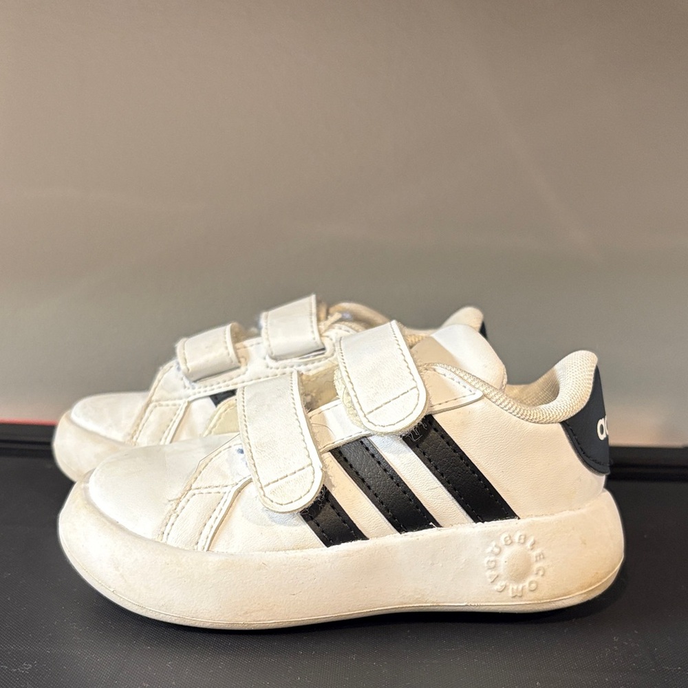 adidas White and Black shoes toddler size 8
